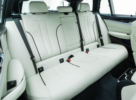 BMW Alpina B5 Touring 14