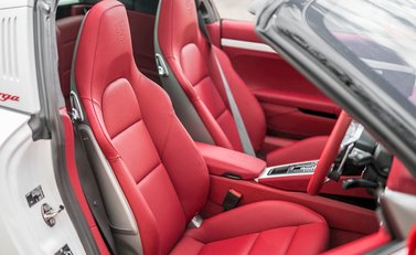 Porsche 911 (991) Targa 4S PDK 15