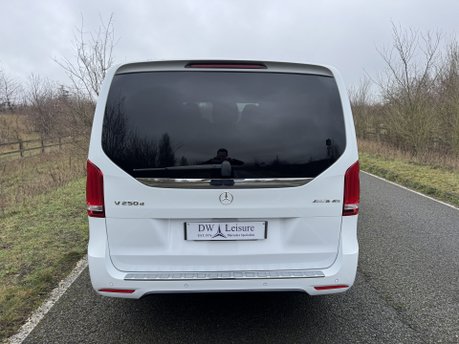 Mercedes-Benz V Class V250D AMG Line Auto Diesel Extra Long Wheelbase 8 SEATER/360 CAM/SAT NAV 34