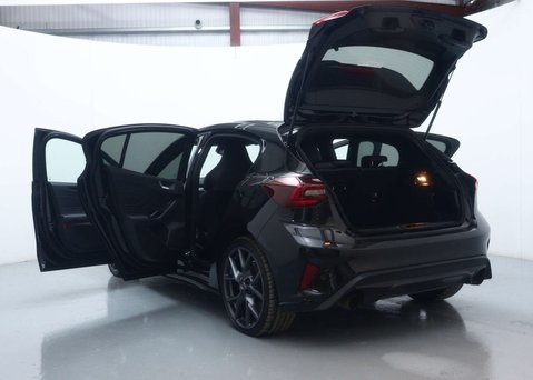 Ford Focus 2.3T EcoBoost ST Hatchback 5dr Petrol Manual Euro 6 (s/s) (280 ps) 53