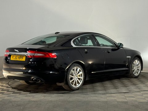 Jaguar XF 6