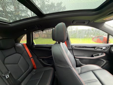 Porsche Macan S PDK 43