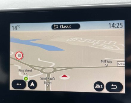 Renault Clio 1.0 Clio Iconic Bose TCe 5dr 29