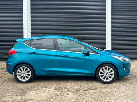 Ford Fiesta TITANIUM 4