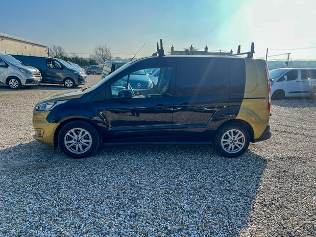 Ford Transit Connect SWB L1H1 Low Roof Limited 200 Air Con Cruise EURO 6 NO VAT 1