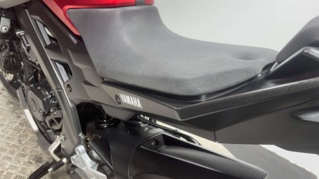 Yamaha MT-125 MT 125 2015 11K VERY CLEAN MOT SERVICED 15BHP 125CC NAKED 24