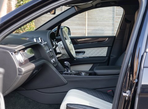 Bentley Bentayga V8 Diesel 16