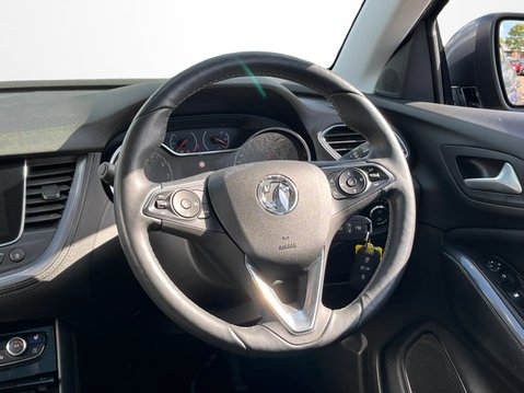 Vauxhall Grandland X 1.2 Turbo Elite Nav 5dr 13