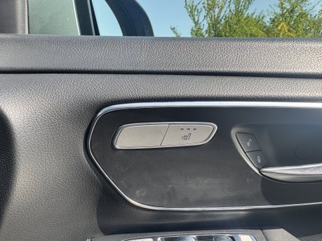 Mercedes-Benz V Class V220 D Sport Auto Diesel 8 Seater EX-LWB/SAT NAV/FULL LEATHER/VAT Q 18