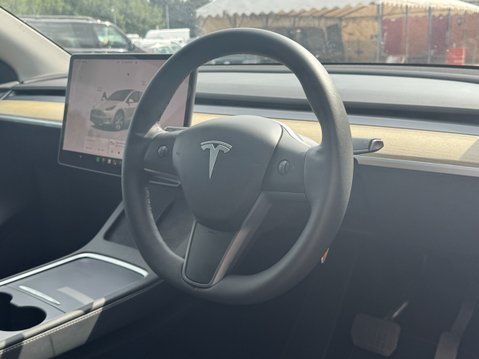 Tesla Model Y (Dual Motor) Long Range SUV 5dr Electric Auto 4WDE (384 bhp) 12