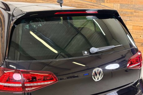 Volkswagen Golf 2.0 TSI BlueMotion Tech GTI Hatchback 5dr Petrol DSG Euro 6 (s/s) (220 ps) 76