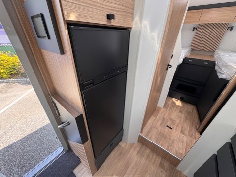 Pilote P740FGJ Evidence 2025 MODEL 16