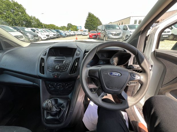 Ford Transit Connect SWB L1H1 (SOLD) Low Roof Air Con EURO 6 NO VAT 39