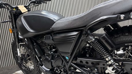 Mutt DRK-01 125 2025 ONLY 129 MILES MOT 2028 MODERN RETRO BIKE 125CC 36