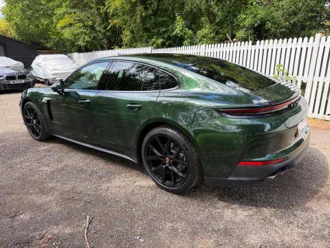 Porsche Panamera 4 PDK 16