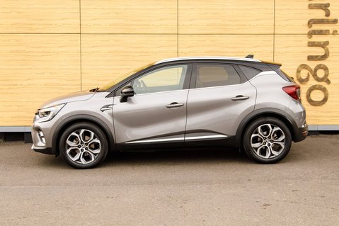 Renault Captur TECHNO E-TECH 13