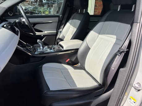 Land Rover Range Rover Evoque 2.0 P200 MHEV R-Dynamic SE SUV 5dr Petrol Auto 4WD Euro 6 (s/s) (200 ps) 12