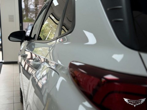 Hyundai KONA 1.6 h-GDi Premium DCT Euro 6 (s/s) 5dr 11