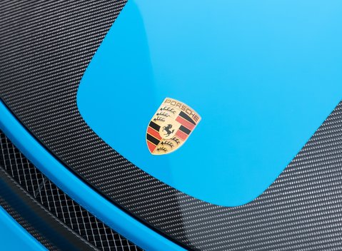 Porsche 911 GT2 RS Weissach (991) 33