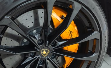 Lamborghini Urus 33