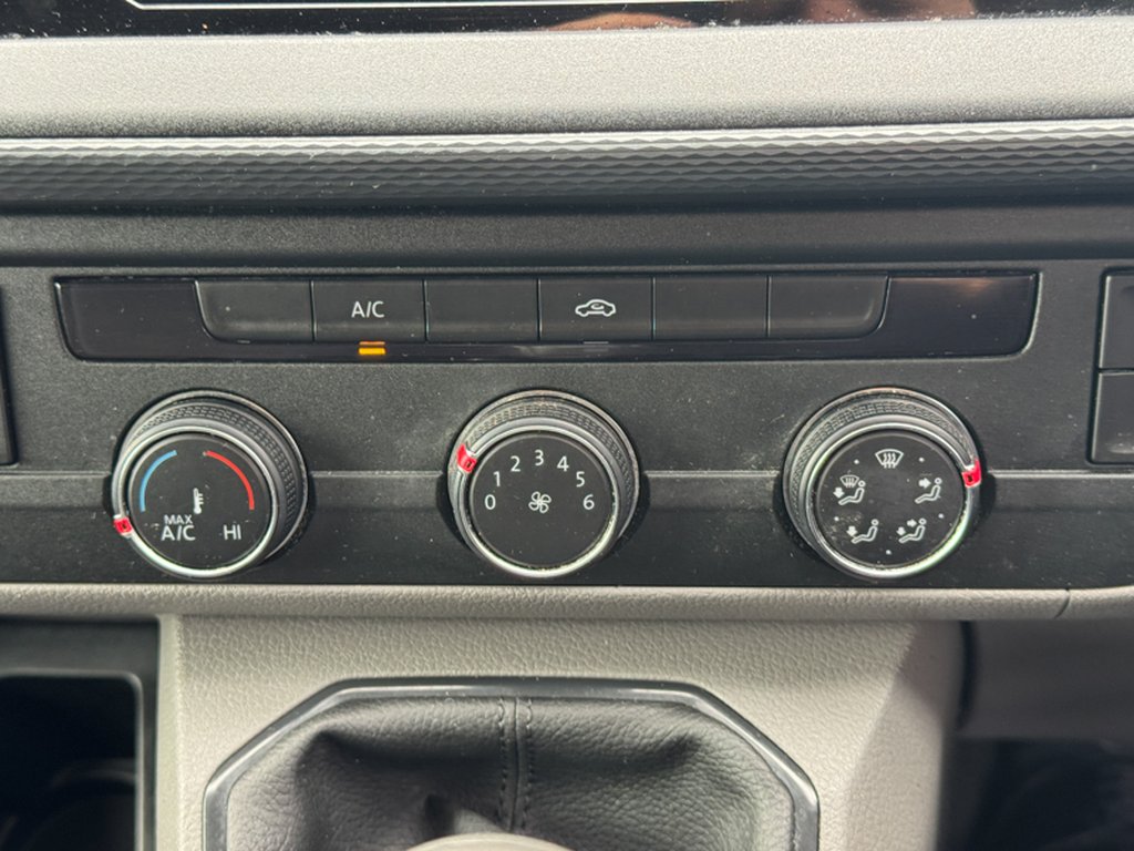 2021 Volkswagen TransporterSWB L1H1 Low Roof Highline T30 Air Con Alloys Sensors EURO 6 — thumbnail 33 of 51