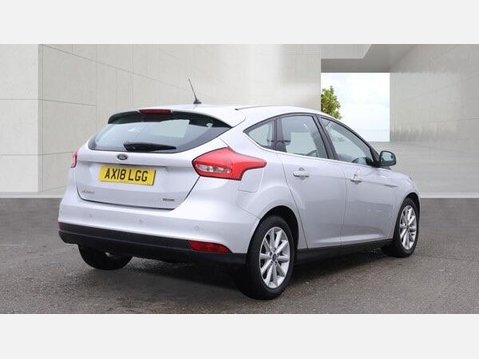 Ford Focus 1.0T EcoBoost Titanium Euro 6 (s/s) 5dr 4