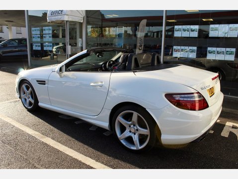Mercedes-Benz SLK SLK200 BLUEEFFICIENCY AMG SPORT 3
