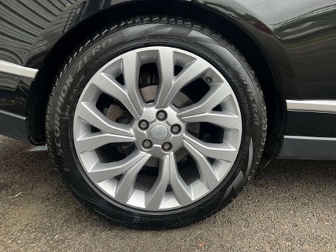 Land Rover Range Rover 3.0 Range Rover Westminster SDV6 Auto 4WD 5dr 9