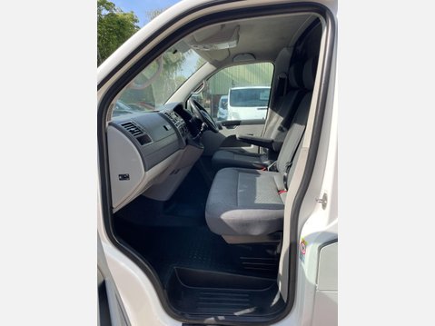 Volkswagen Transporter 2.0 TDI T28 Trendline Panel Van 4dr Diesel Manual L1 H1 (198 g/km, 83 bhp) 34