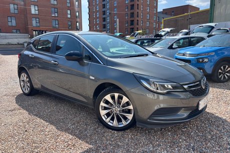 Vauxhall Astra DESIGN S/S.. AUTOMATIC.. 5 SERVICES.. BLUETOOTH.. DAB.. CRUISE CONTROL..A/C