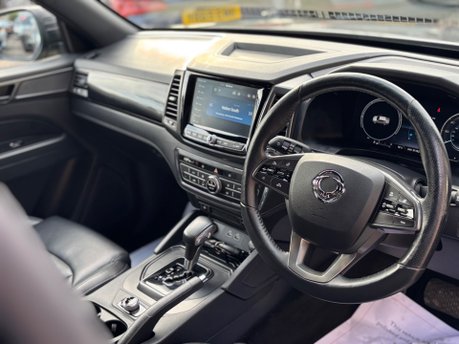 SsangYong Musso 2.2D Saracen Pickup Double Cab 4dr Diesel Auto 4WD Euro 6 (181 ps) 3