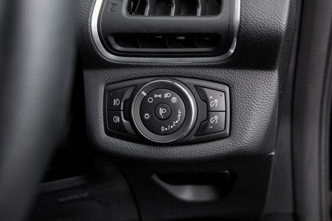 Ford B-Max TITANIUM 15