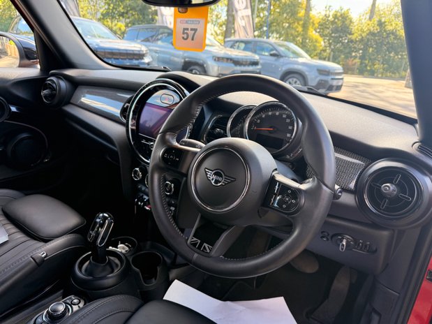 Mini Hatch COOPER EXCLUSIVE 18