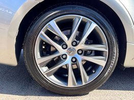 Lexus Is 2.5 IS 300h Advance CVT 4dr 16