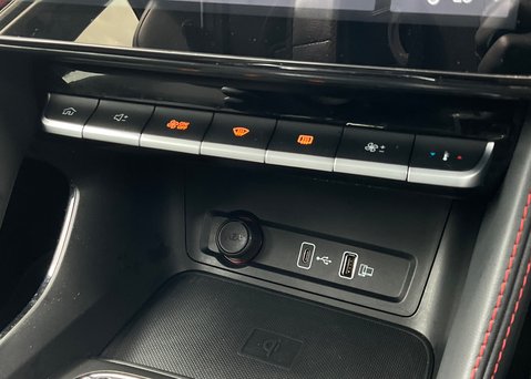 MG ZS EV 72kWh TROPHY 21