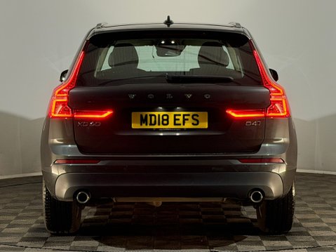 Volvo XC60 D4 MOMENTUM PRO AWD 7