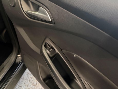 Ford Focus 2.0 TDCi Titanium X Powershift Euro 5 5dr 23