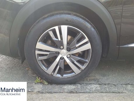 Peugeot 5008 1.2 PureTech Allure SUV 5dr Petrol Manual Euro 6 (s/s) (130 ps) 4