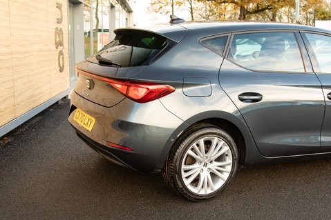 SEAT Leon TSI EVO SE DYNAMIC 8