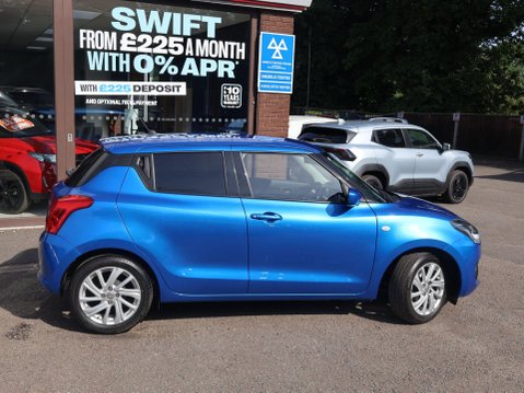 Suzuki Swift 1.2 Dualjet MHEV SZ-T CVT Euro 6 (s/s) 5dr 9
