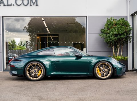 Porsche 911 GT3 TOURING (992.2) 2