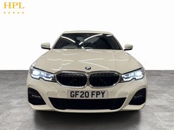 BMW 3 Series 2.0 320i M Sport Saloon 4dr Petrol Auto Euro 6 (s/s) (184 ps) Rear Parking