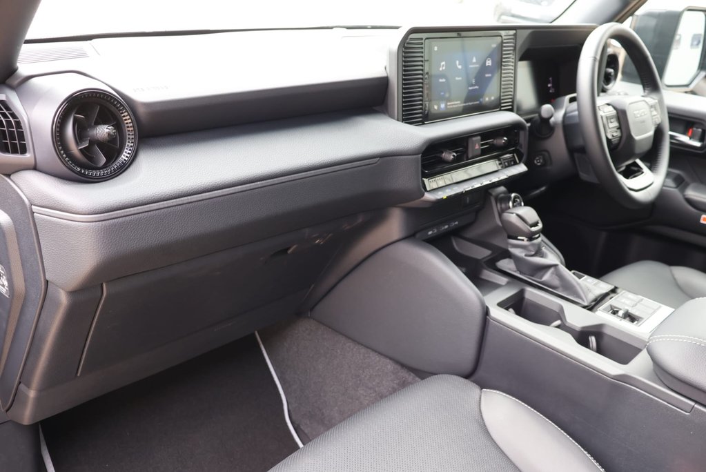 Toyota Land Cruiser 2026 BRAND NEW HYBRID COMMERCIAL REAR OEM SEATS STYLED BY SEEKER  18
