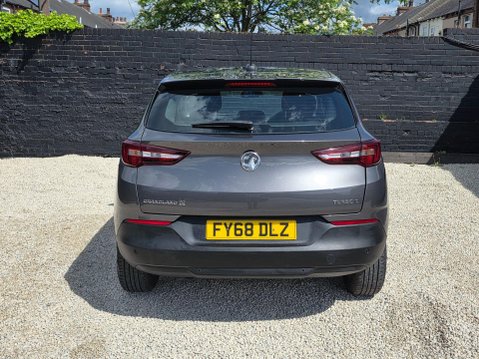Vauxhall Grandland X 1.5 Turbo D BlueInjection SE Euro 6 (s/s) 5dr 5