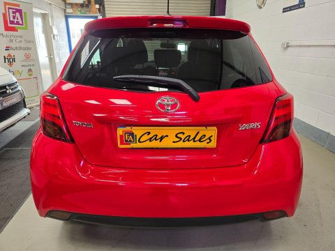 Toyota Yaris 1.33 Dual VVT-i Sport Euro 5 5dr Euro 5 8