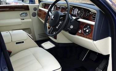 Rolls-Royce Phantom Series II 15