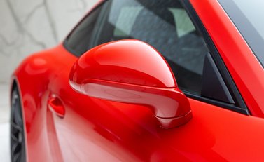 Porsche 911 Carrera 4 GTS (991.2) 42