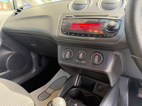 SEAT Ibiza 1.4 16V Sport Euro 5 5dr 27