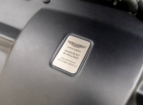 Aston Martin Vanquish S Volante 34