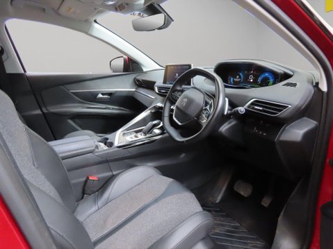 Peugeot 3008 1.6 13.2kWh Allure e-EAT Euro 6 (s/s) 5dr 11